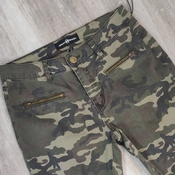 🆕 Anthropologie Camo Jeans - Picture 5 of 7